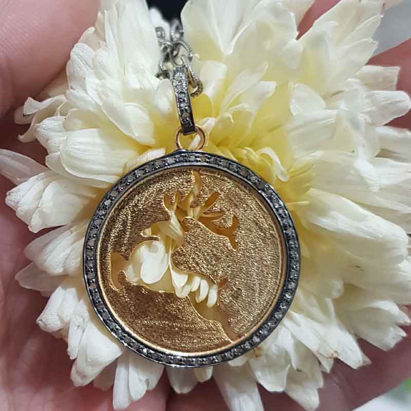 Handmade Designer Deer In Round Coin Jewelry Pendent