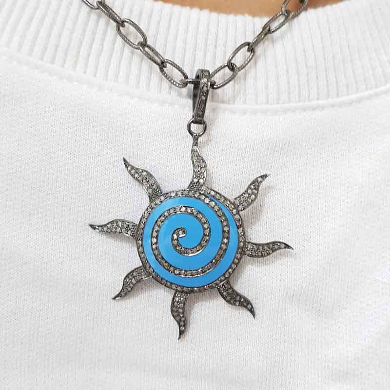 Beautifully Designed 925 Sterling Silver Sunburst Pendent