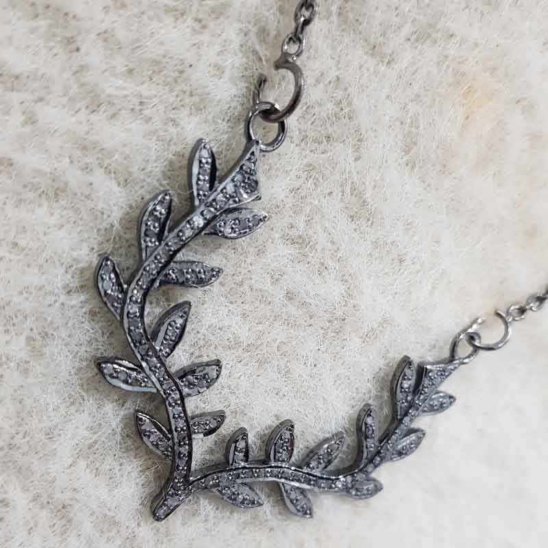 Unique Designer Leaf Style Necklace