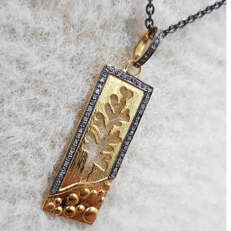 Stunning Yellow And Black Tree Style Tag Pendent