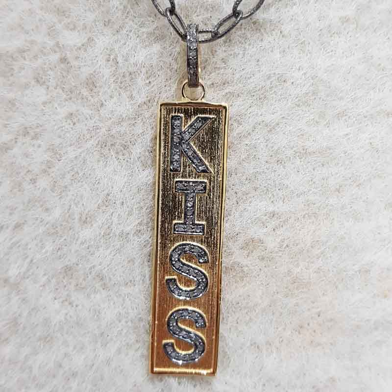 Antique Finish Designer Kiss Tag Pendent