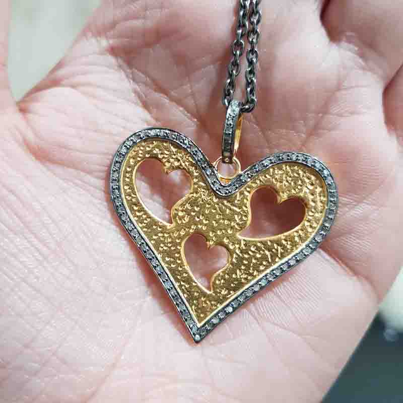 Designer Hearts In Heart Pave Diamond Pendent