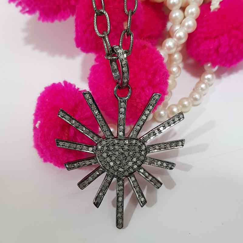 Elegant Black Fully Natural Pave Diamond Heart Burst Pendent