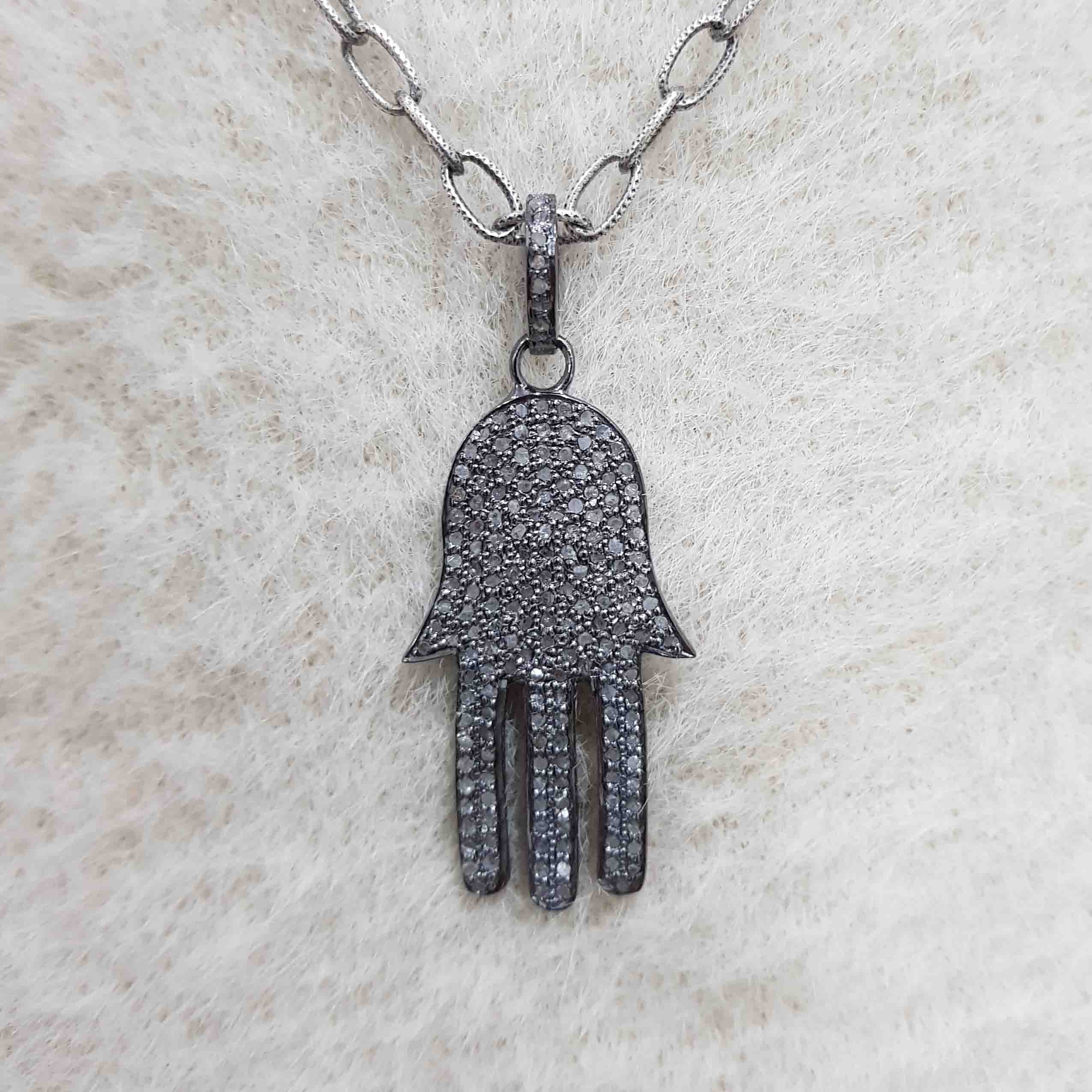 Fully Pave Diamond Setting Hamsa Hand Pendent