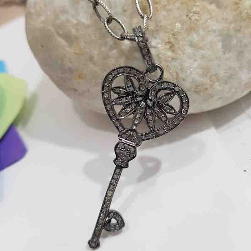 Fancy Designer 925 Sterling Silver Key Pendent