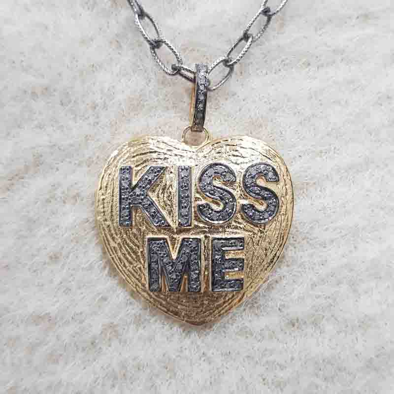 Lovely Heart Designer Kiss Me Pendent With Pave Diamond Layers