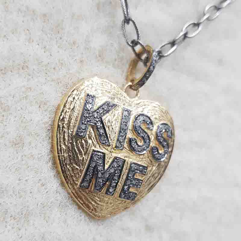 Lovely Heart Designer Kiss Me Pendent With Pave Diamond Layers