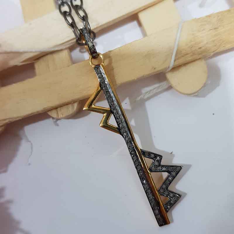 Good Looking Handmade Designer Fancy Style Pendent