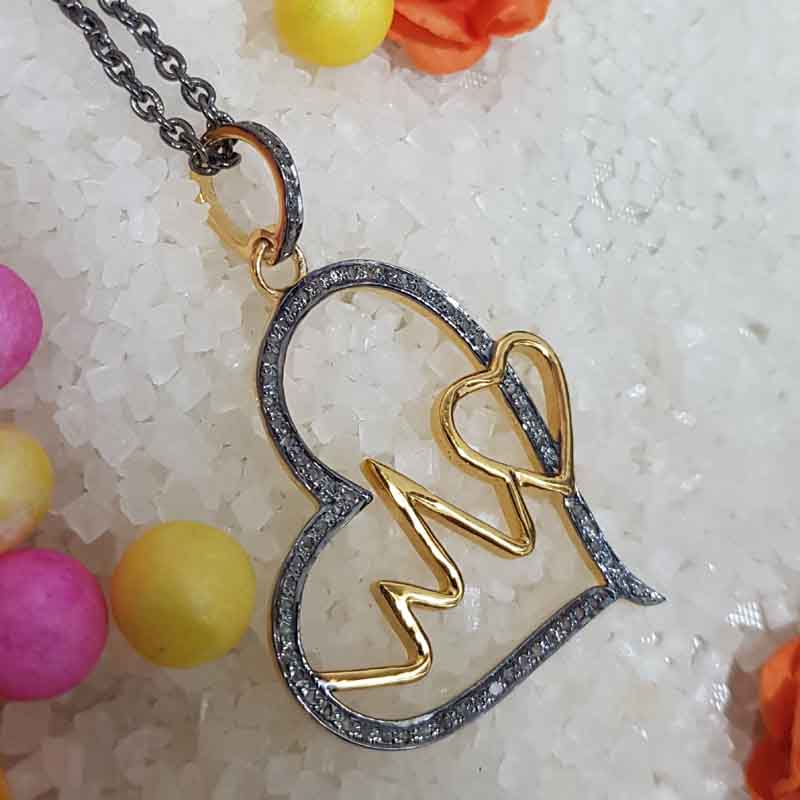 Gorgeous Handmade Two Hearts  Beat Designer Silver Pendent