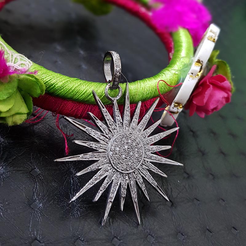 Beautiful Designed 925 Sterling Silver Handmade Fancy Starburst Pendent With Pave Diamond