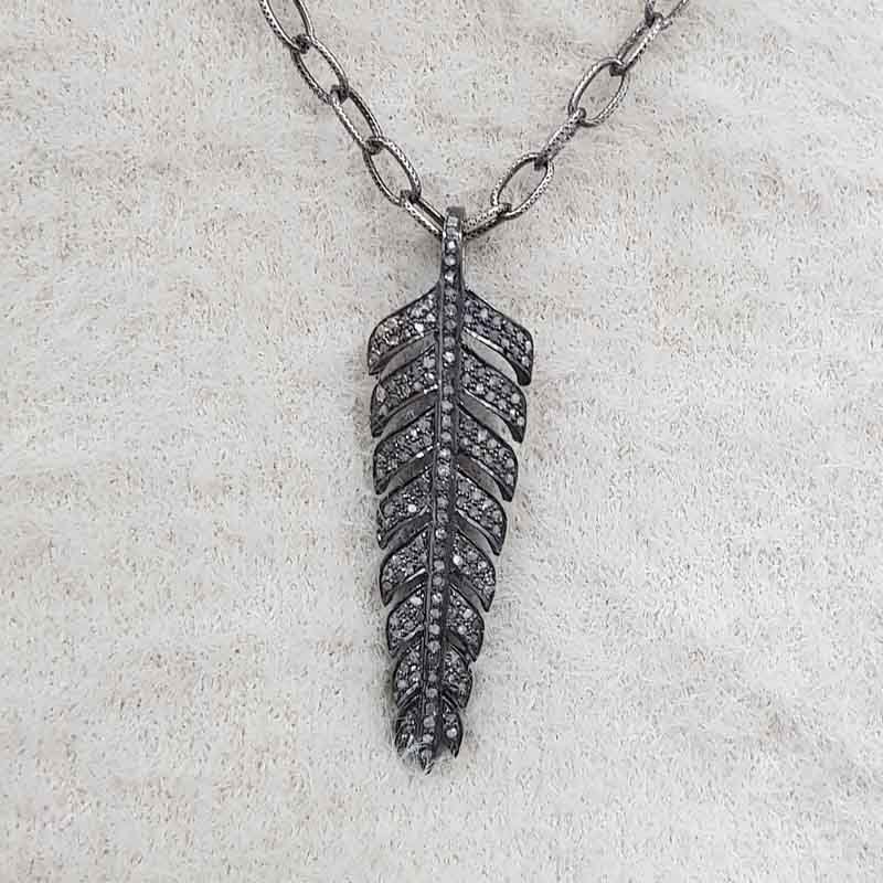 Natural Pave Diamond Gorgeous Leaf Pendent