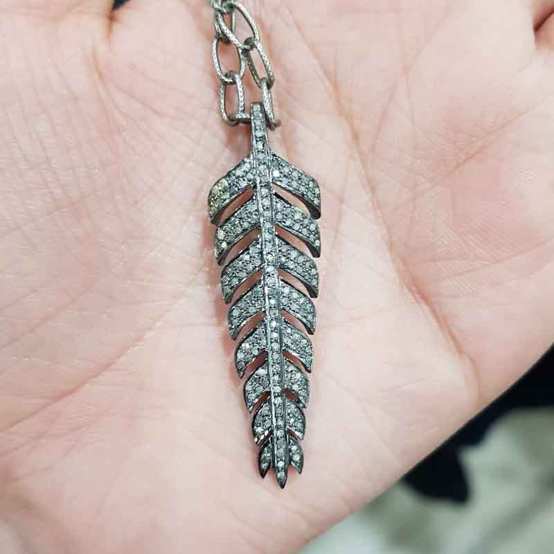 Natural Pave Diamond Gorgeous Leaf Pendent